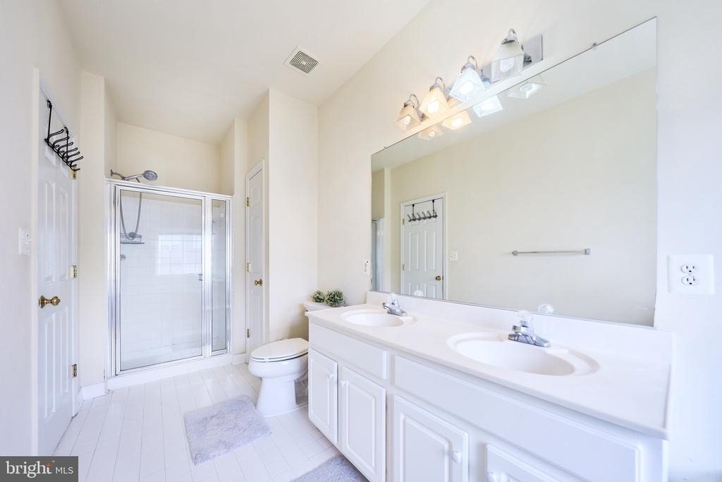 13070 Shenvale Circle - Photo 21