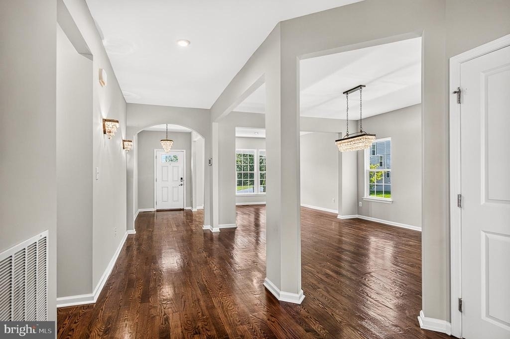 41860 Wind Dancer Court - Photo 16