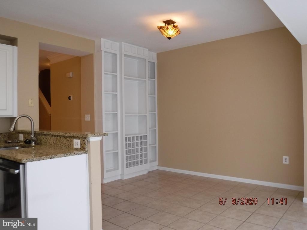 4063 Fountainside Lane - Photo 8