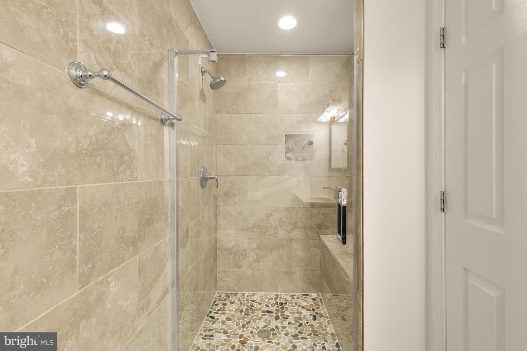 6203 Hardy Drive - Photo 23