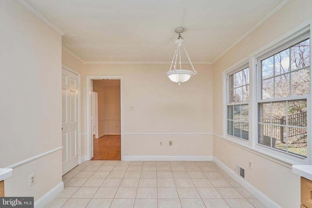 5806 Bent Twig Road - Photo 9