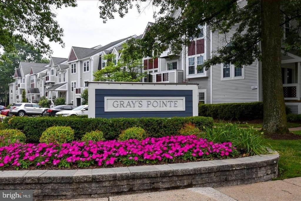 4056 Grays Pointe Court - Photo 37