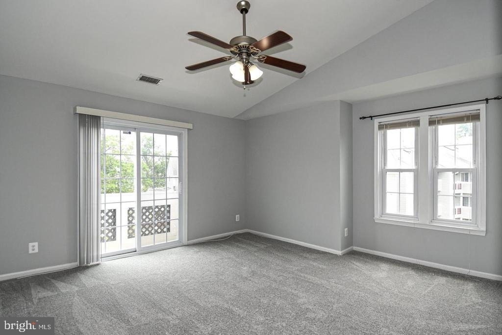 4056 Grays Pointe Court - Photo 19