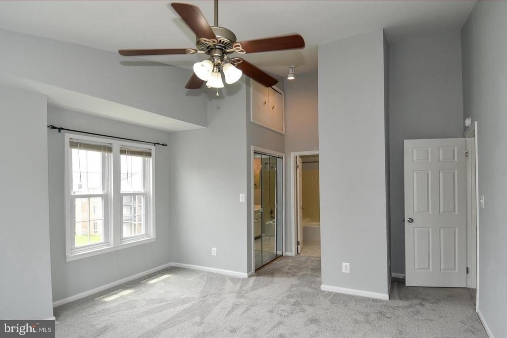4056 Grays Pointe Court - Photo 23
