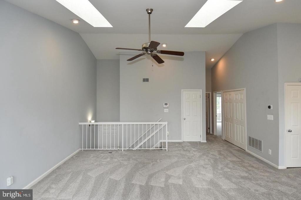4056 Grays Pointe Court - Photo 7