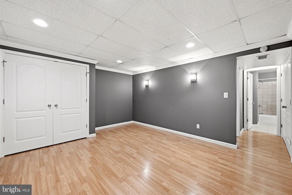 112 Chatham Square - Photo 18