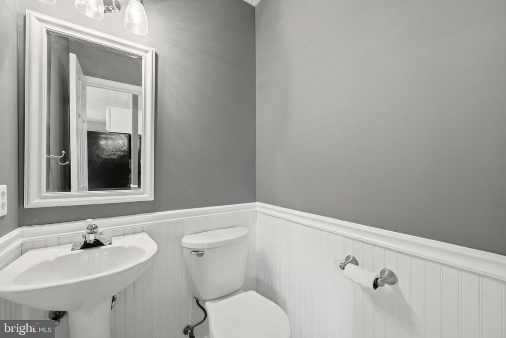 112 Chatham Square - Photo 12