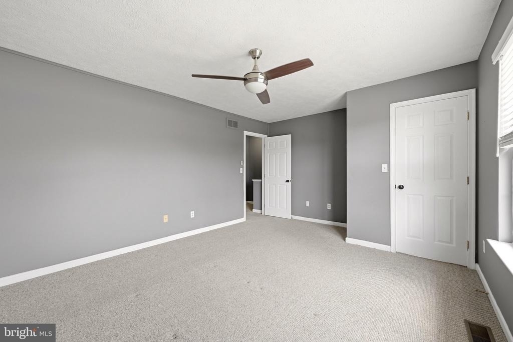 112 Chatham Square - Photo 14