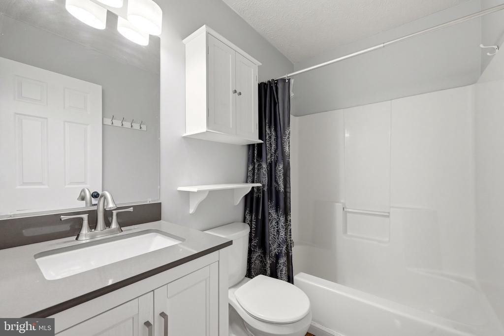 112 Chatham Square - Photo 17