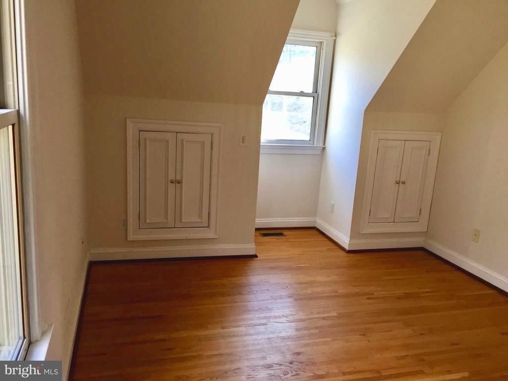 9078 Garage Apt Knoll Run Lane - Photo 7