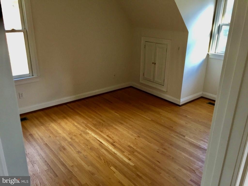 9078 Garage Apt Knoll Run Lane - Photo 8