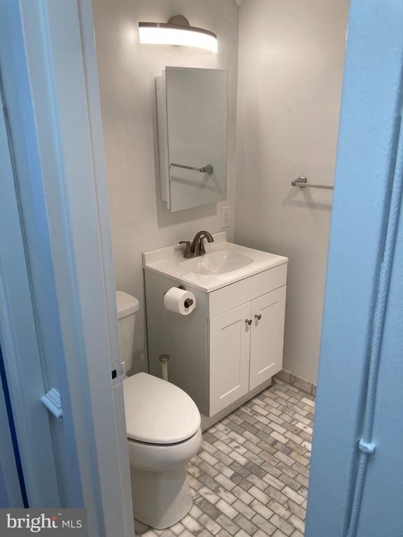 501 Slaters Lane - Photo 18