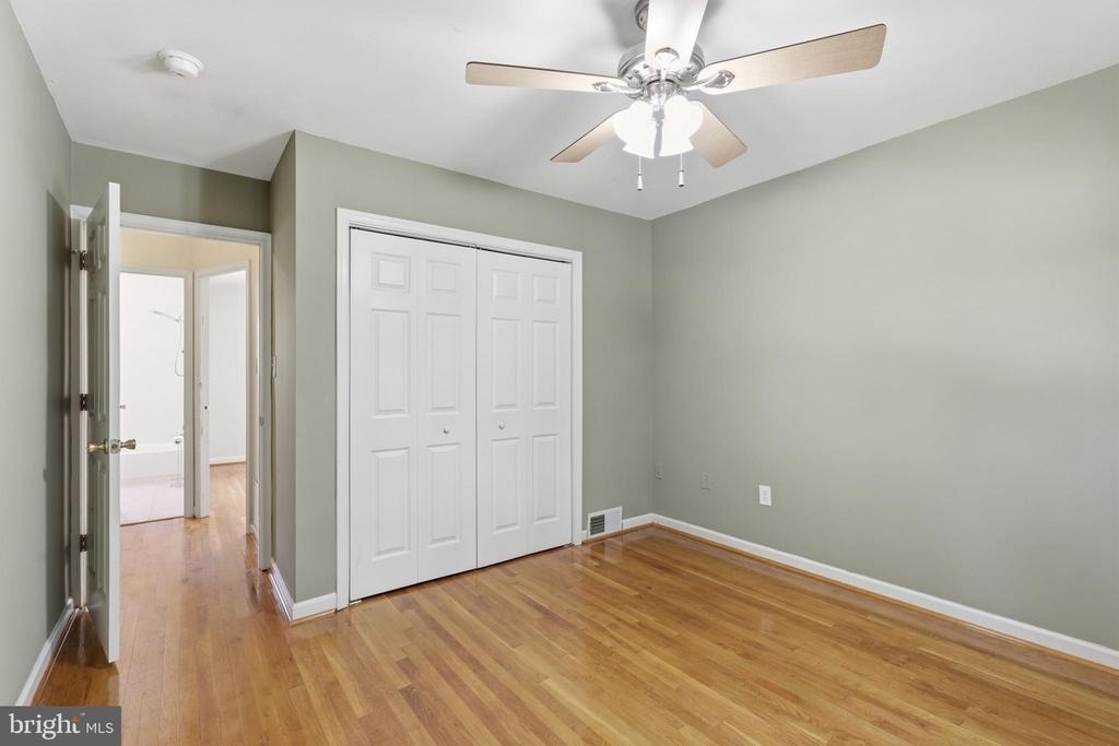 627 N Alfred Street N - Photo 18