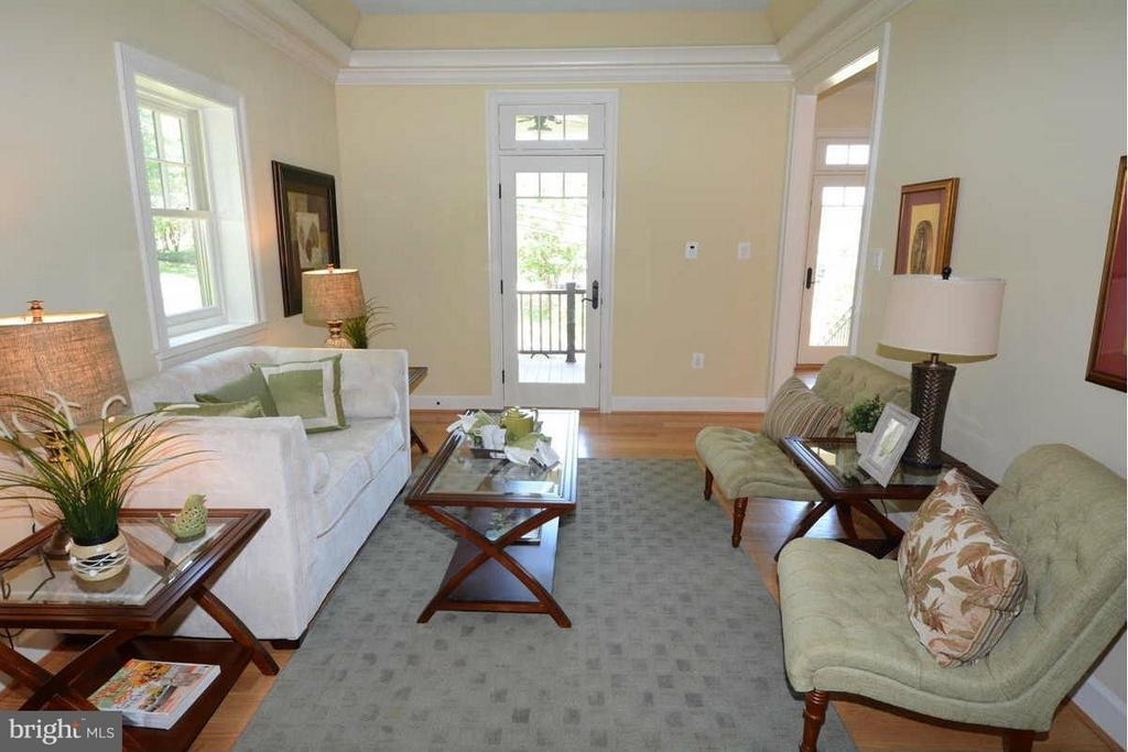 5010 Williamsburg Boulevard - Photo 4