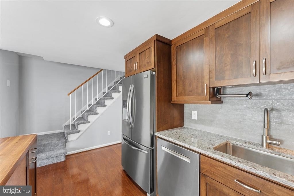 76 N Bedford Street - Photo 8