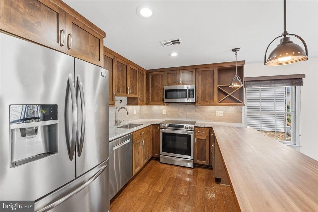 76 N Bedford Street - Photo 7