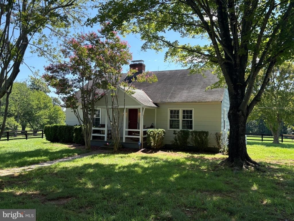 7149 Gordonsville Road - Photo 1