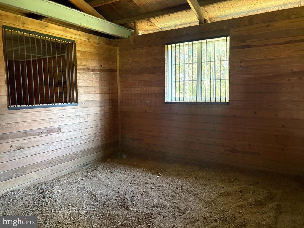 7149 Gordonsville Road - Photo 37