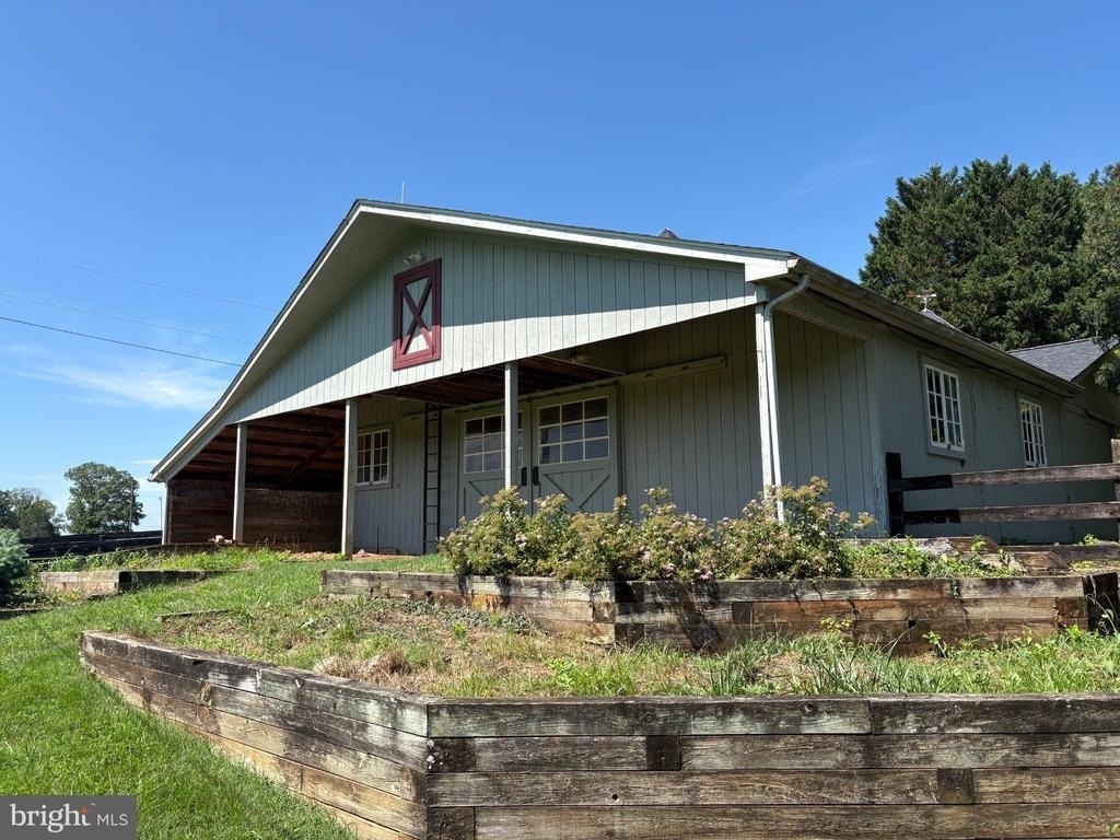 7149 Gordonsville Road - Photo 41