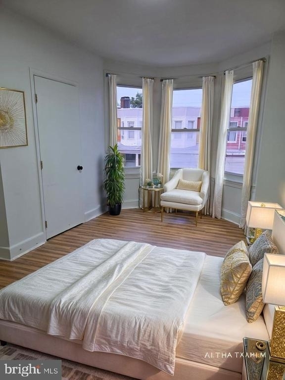 4228 N Fairhill Street - Photo 2