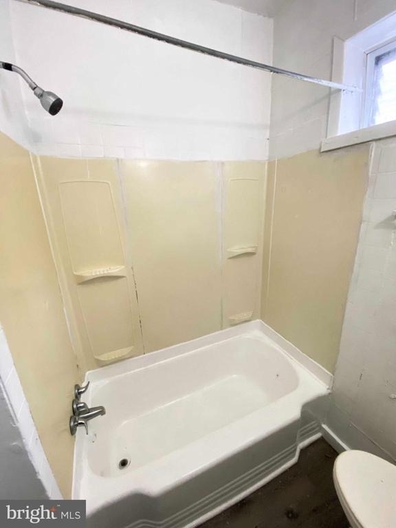 819 E Allegheny Avenue - Photo 12