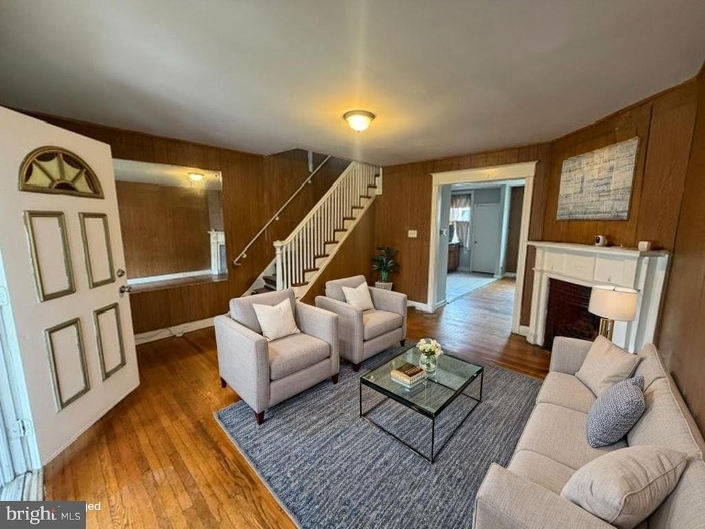 6604 N Uber Street - Photo 0