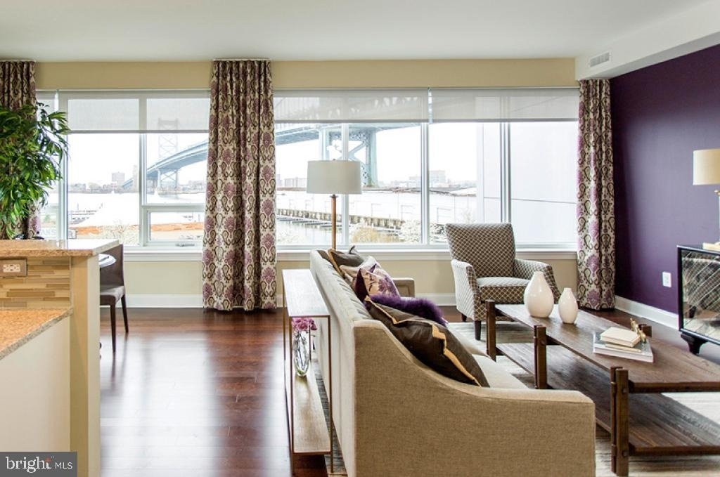 235 N Columbus Boulevard - Photo 46