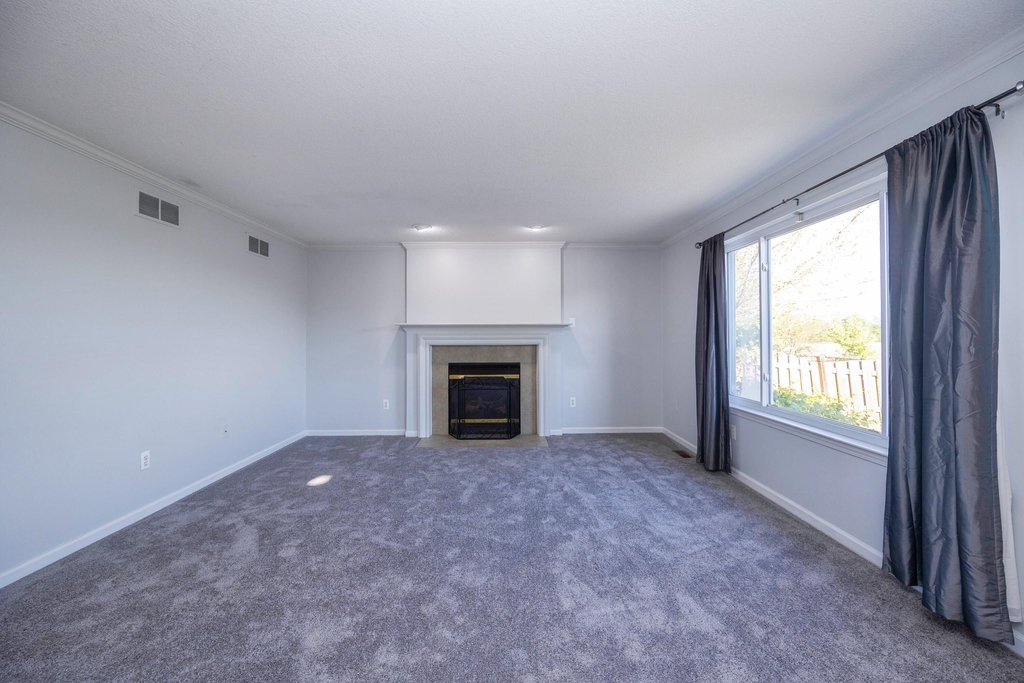 7798 Greene Farm Drive - Photo 16