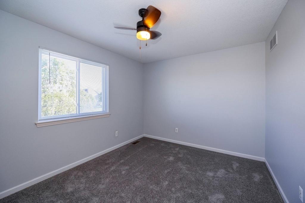 7798 Greene Farm Drive - Photo 6