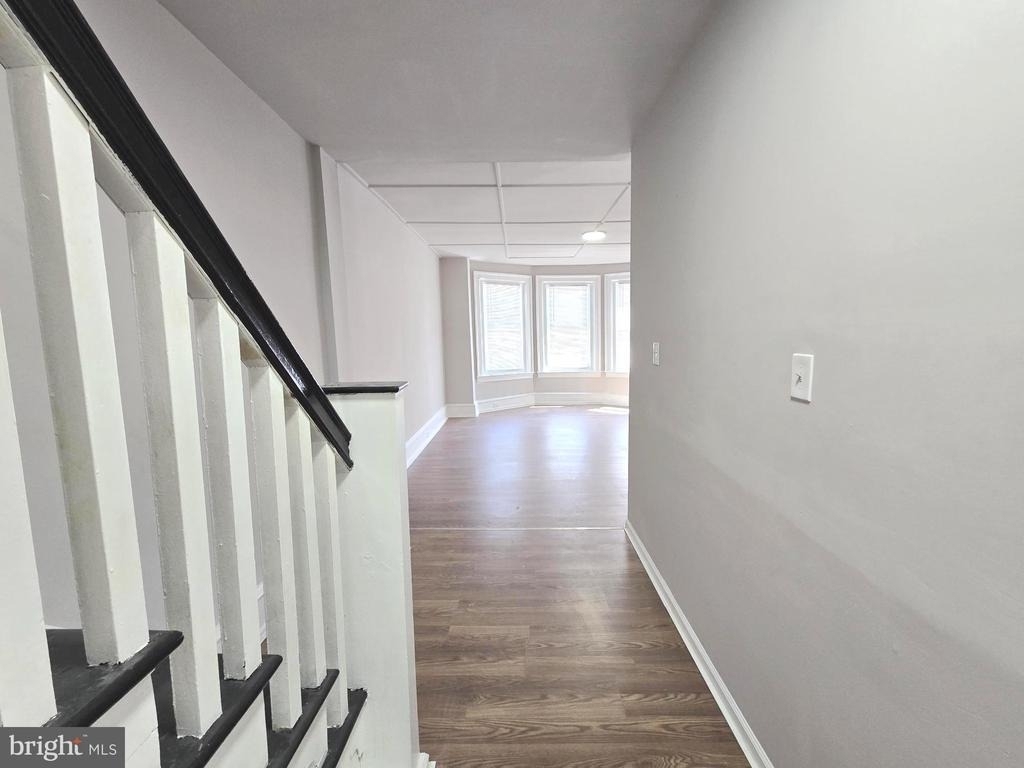 509 E Washington Lane - Photo 3