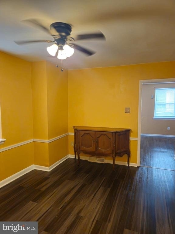 218 E Price Street - Photo 10