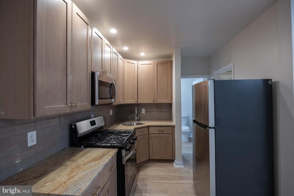 6649 Blakemore Street - Photo 19