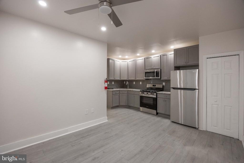 6649 Blakemore Street - Photo 9