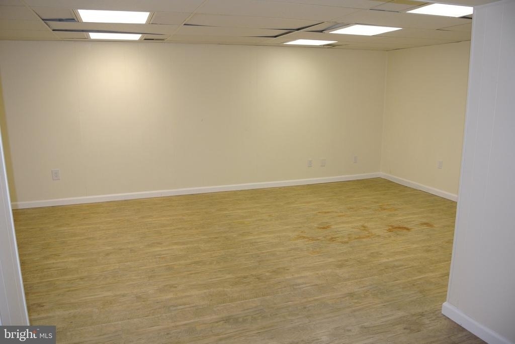 6 Cobblestone Drive - Photo 18