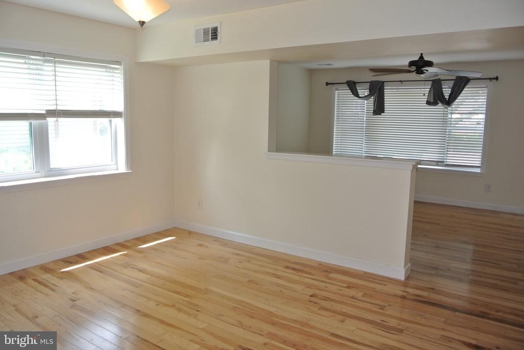6 Cobblestone Drive - Photo 3
