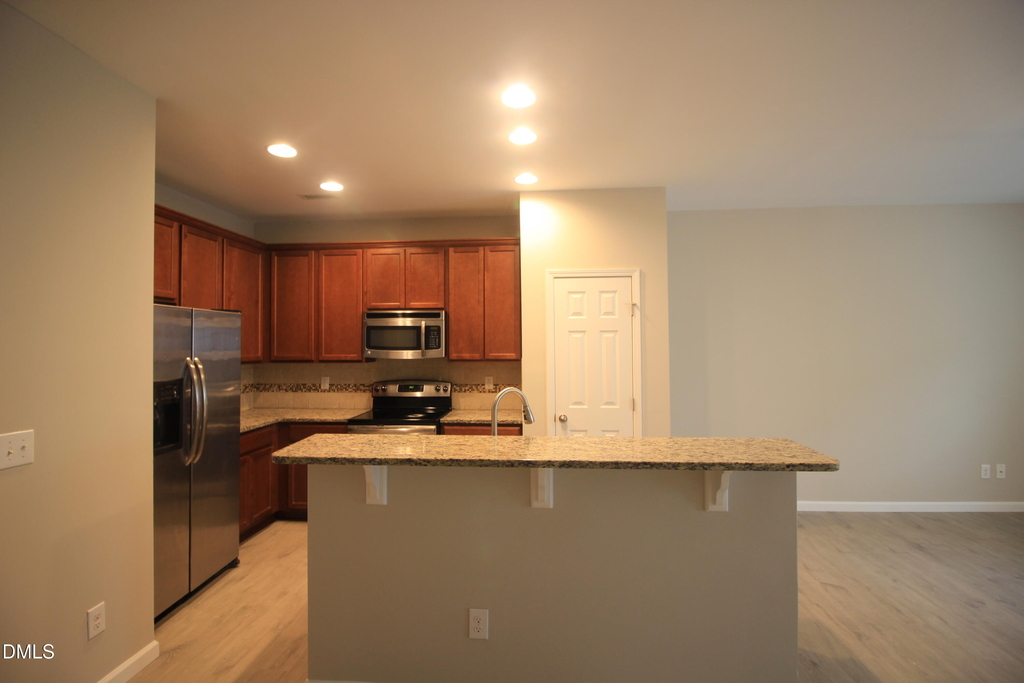405 Stone Flower Lane - Photo 2