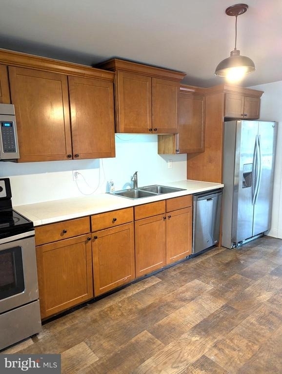 210 W Main Street - Photo 4