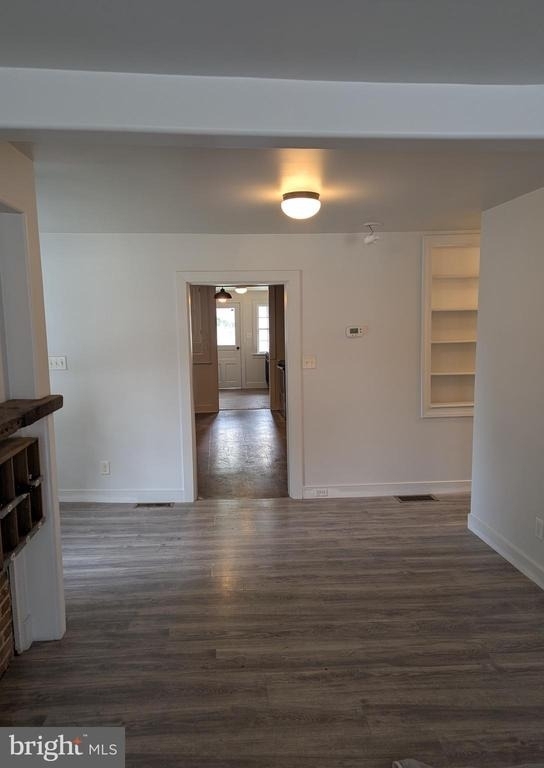 210 W Main Street - Photo 7