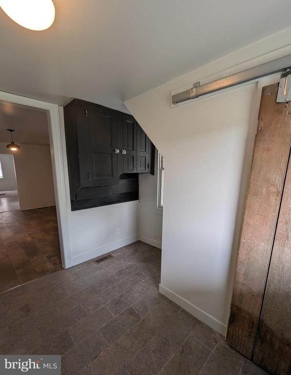 210 W Main Street - Photo 10