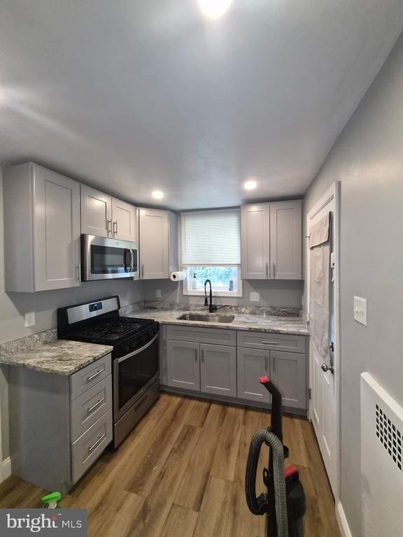 4118 Berry Avenue - Photo 3