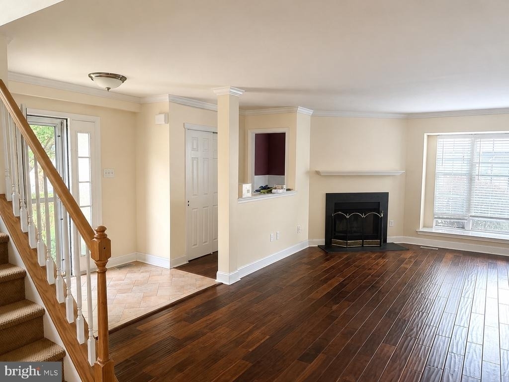 102 Whistling Swan Lane - Photo 4