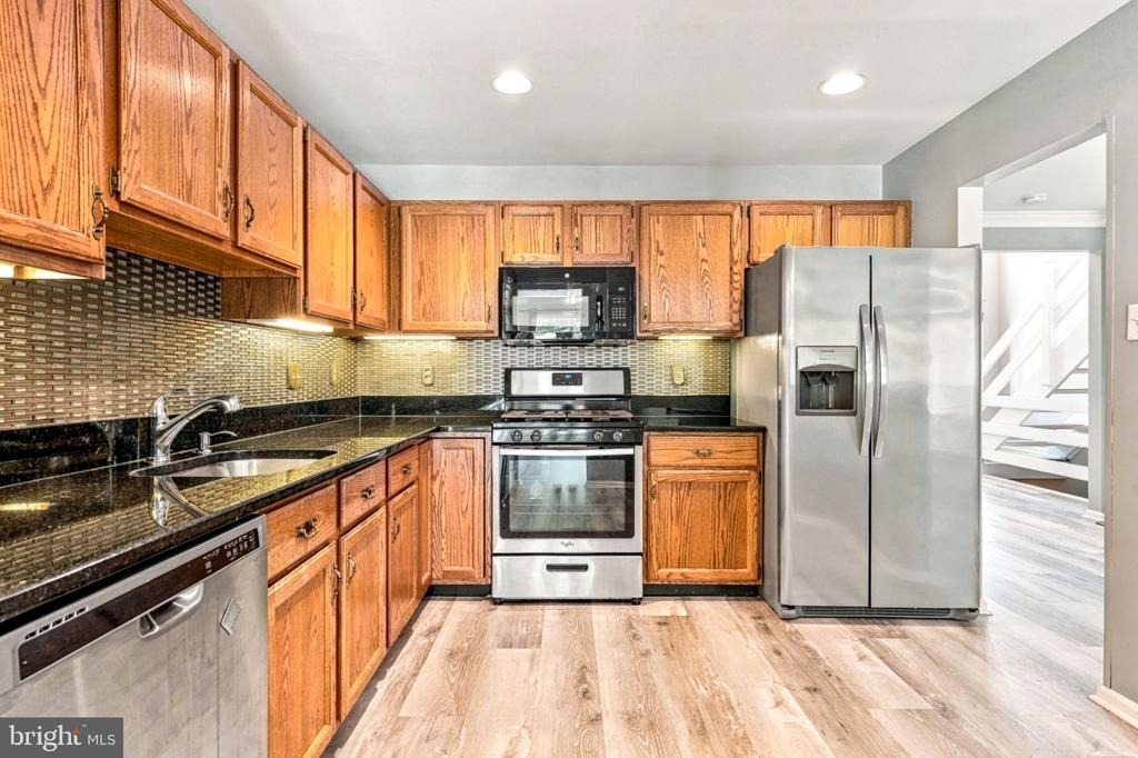 103 Greenbrook Court - Photo 10