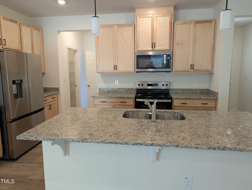 173 Cabernet Drive - Photo 3