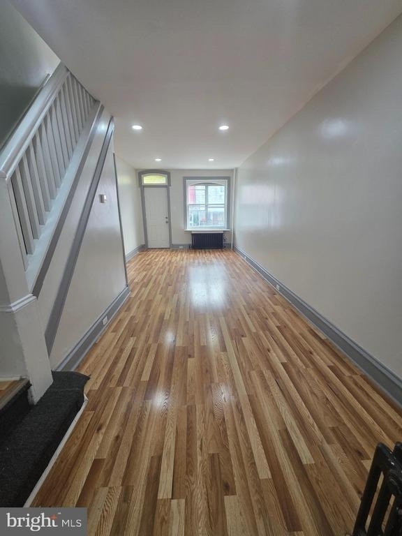 1121 Douglass Street - Photo 2