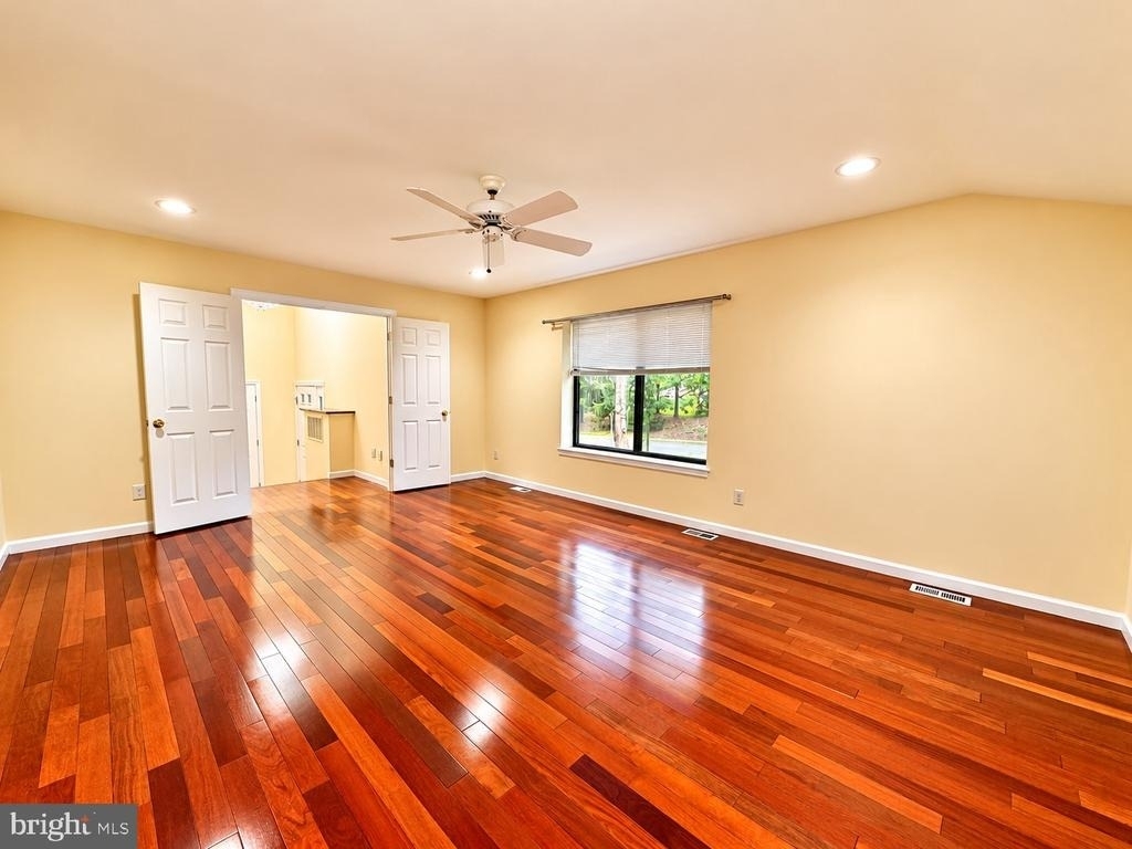 173 Sayre Drive - Photo 11