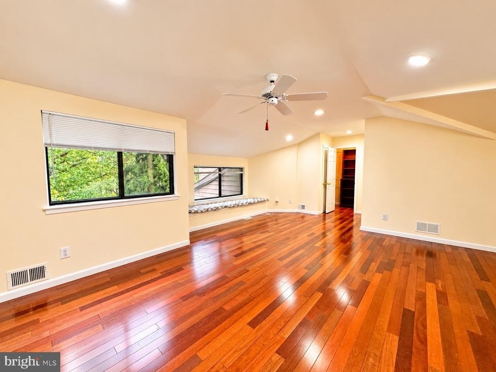 173 Sayre Drive - Photo 19