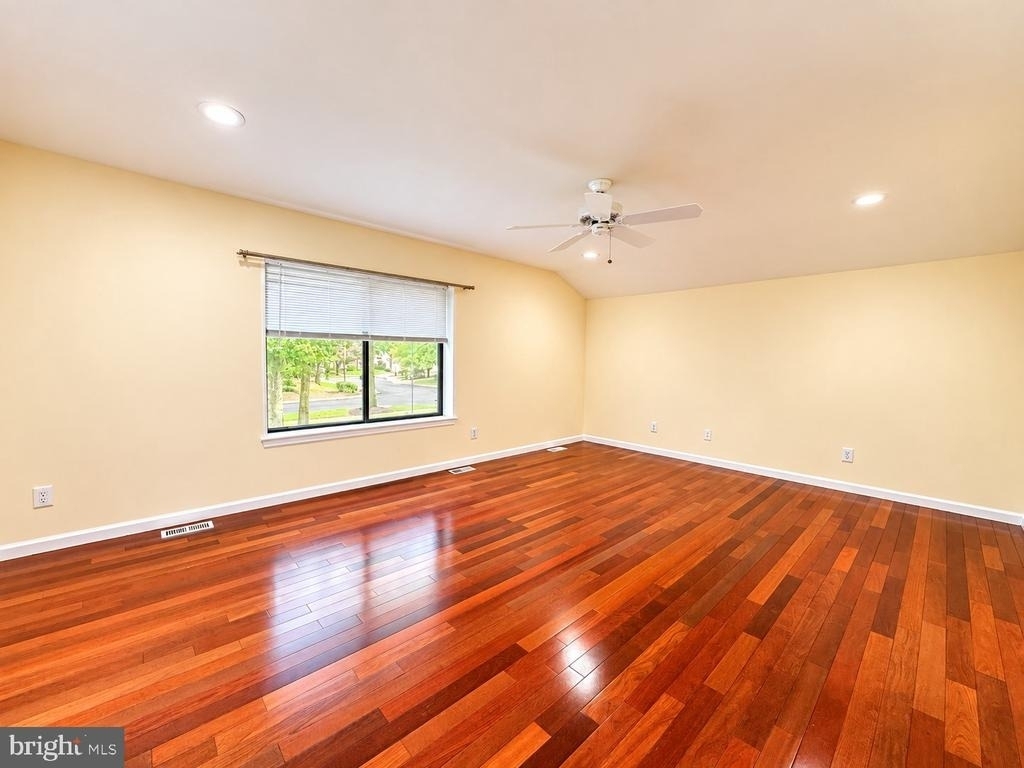 173 Sayre Drive - Photo 13