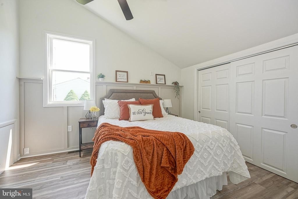 411 Greenview Road - Photo 9