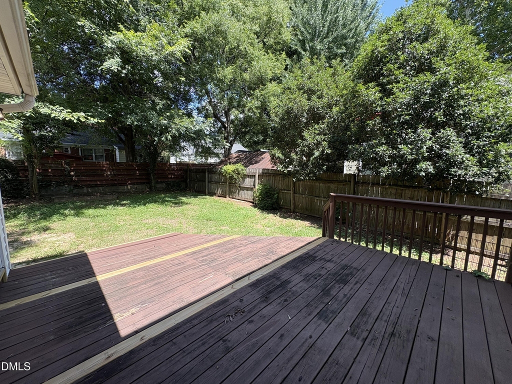 727 New Road - Photo 13