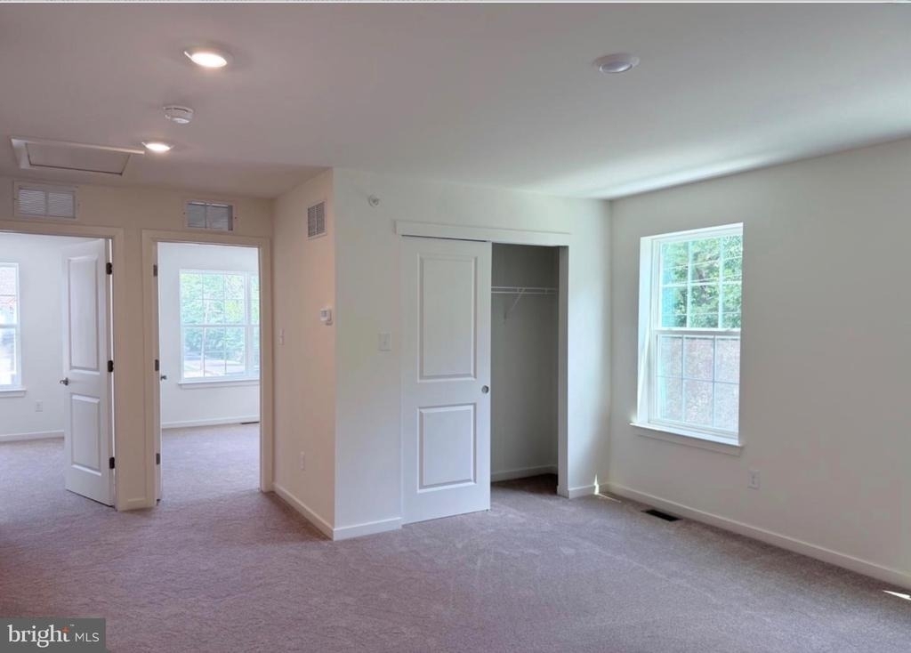 370 Hidden Drive - Photo 13
